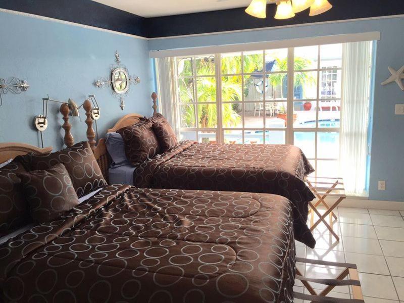 Coral Reef Guesthouse فورت لودرديل الغرفة الصورة